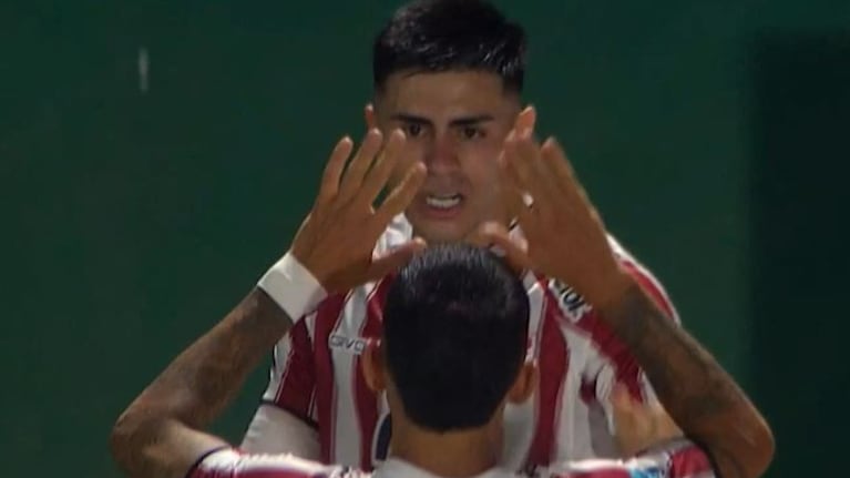 El gol de penal de Alex Luna y el 2 a 0 de Instituto ante Central Córdoba