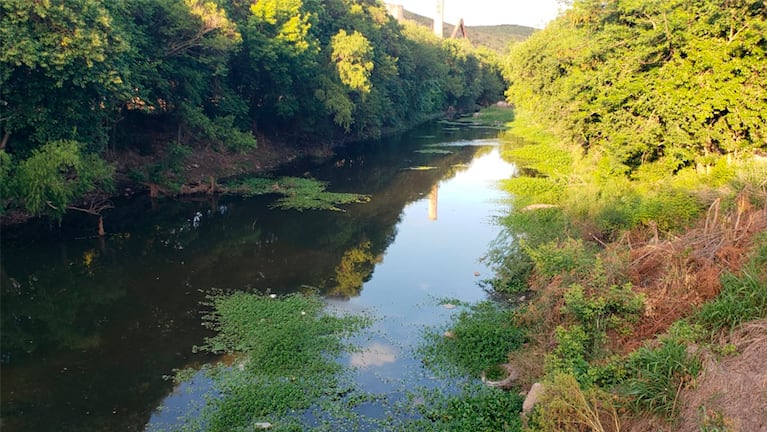 Reclamo por líquidos cloacales en La Calera