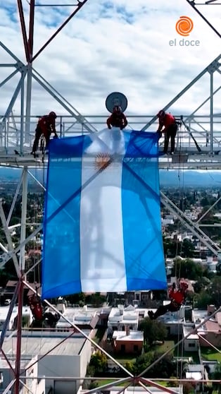 La celeste y blanca en lo más alto de El Doce