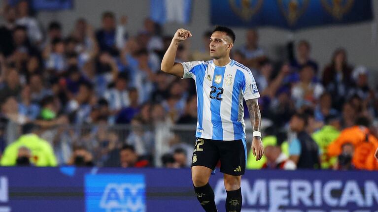 Asistencia de Messi y gol de Lautaro Martínez para el 2 a 0 de Argentina ante Bolivia