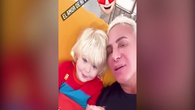 El reencuentro de Flavio y su hijo tras ser dado de alta por coronavirus