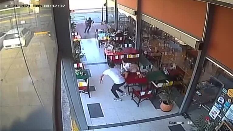 Córdoba: asaltaron a dos abuelos en un bar