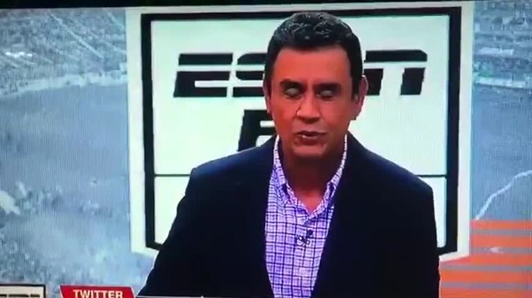 La escenografía cayó y lastimó a un periodista