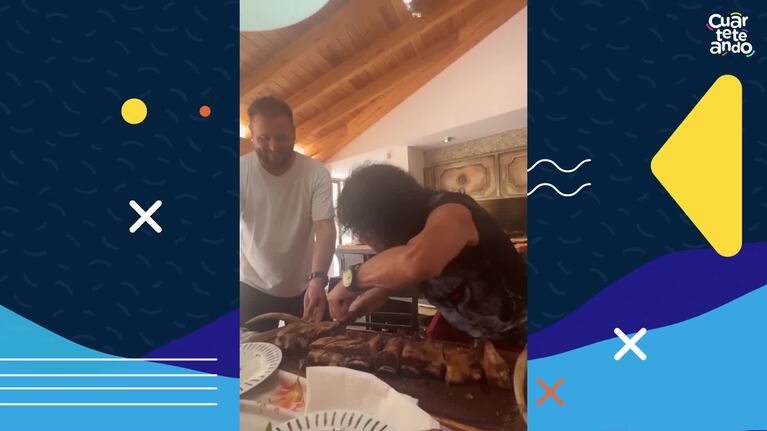 La Mona imitó al reconocido chef Salt Bae