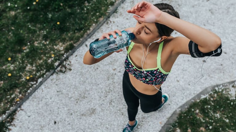 Cómo conviene entrenar en medio de la ola de calor: las recomendaciones de un especialista