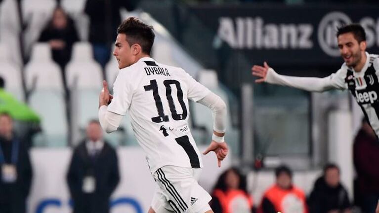 Terrible bombazo de Dybala al ángulo