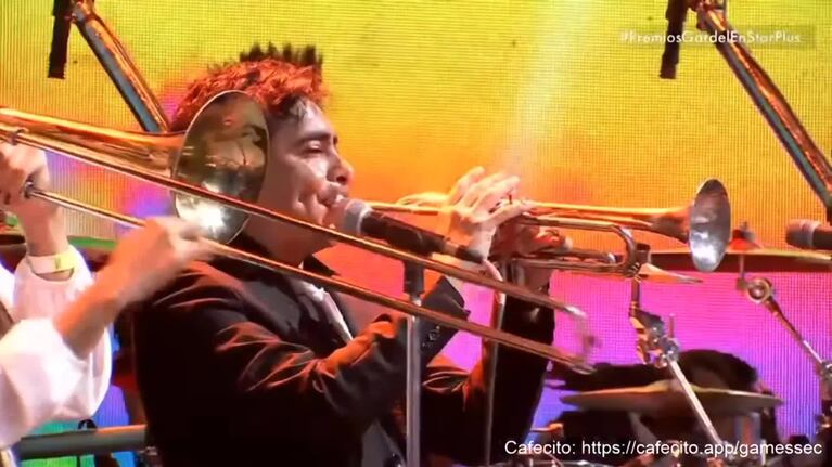La Konga y Luck Ra desde los Premios Gardel