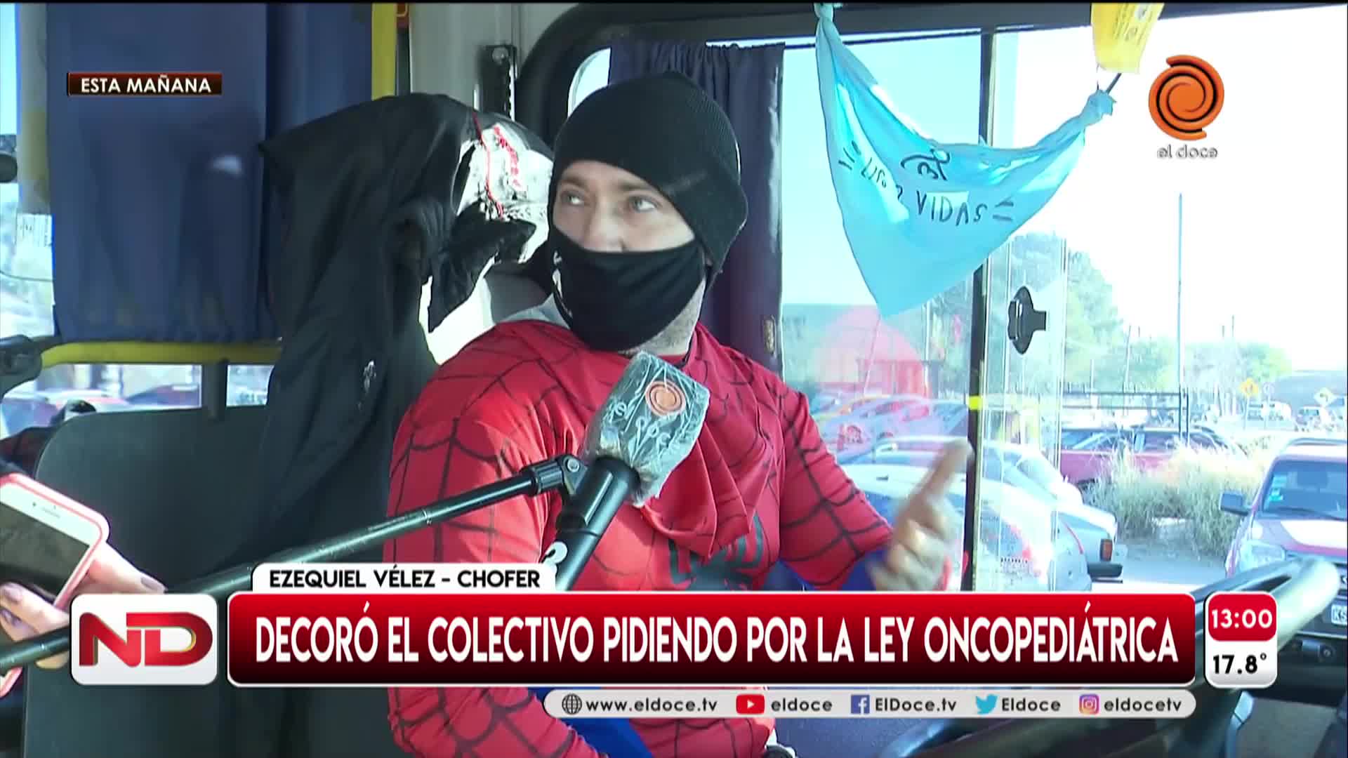 Decoró el colectivo para exigir por la Ley Oncopediátrica