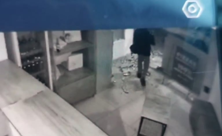 El ladrón de 14 años que entró a una pizzería ya les había robado antes: la indignación del dueño