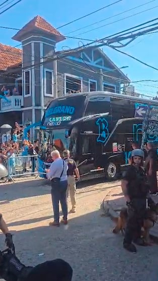 Así fue la llegada de Belgrano para el clásico cordobés en el Gigante de Alberdi