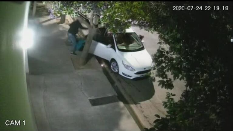 Robo de auto en Bº Talleres Este