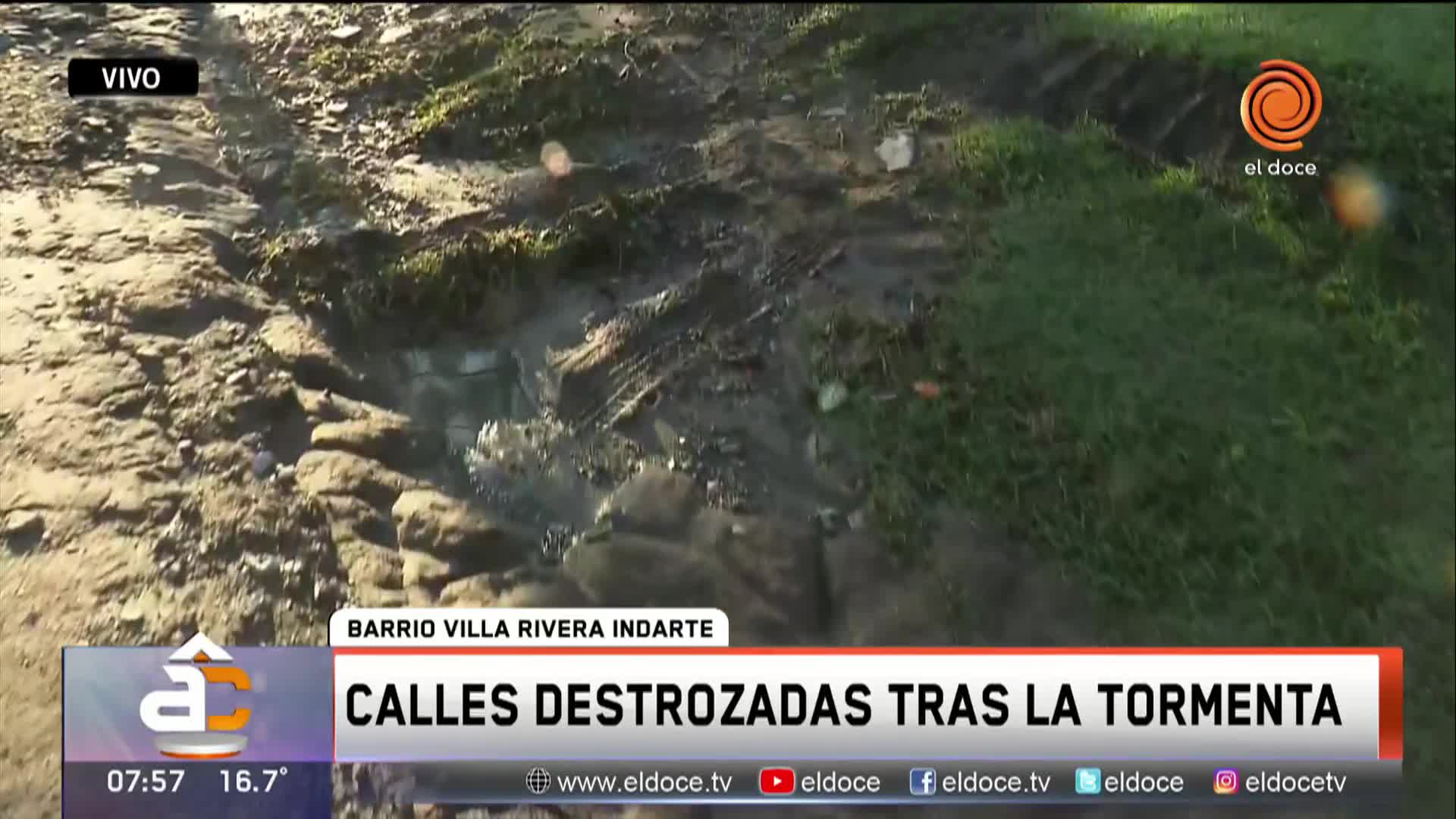 Calles destrozadas en Villa Rivera Indarte complican a los vecinos