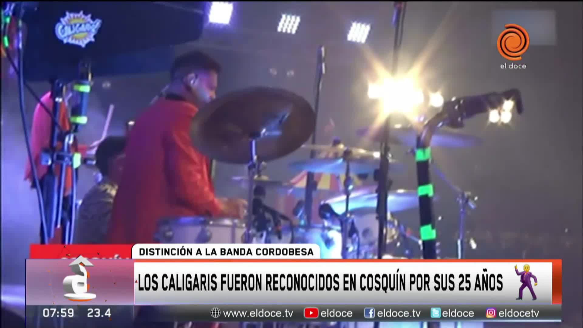 Los Tekis y Los Caligaris cantaron juntos en la tercera luna de Cosquín