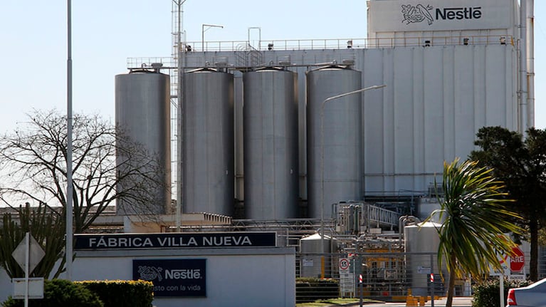 La planta de Nestlé en Villa Nueva frenó la producción hasta marzo por supuesto sobrestock