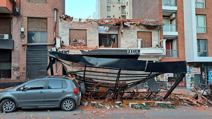 La situación de los inquilinos a los que se les derrumbó el techo de la casa