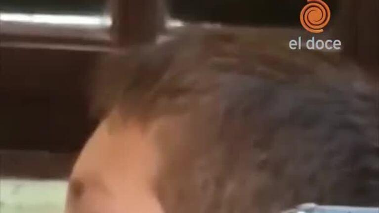 Rompió en llanto cuando se enteró que iba a tener un hermanito