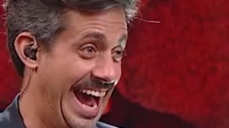 Oscar Martínez imitó al Pato Donald y maravilló