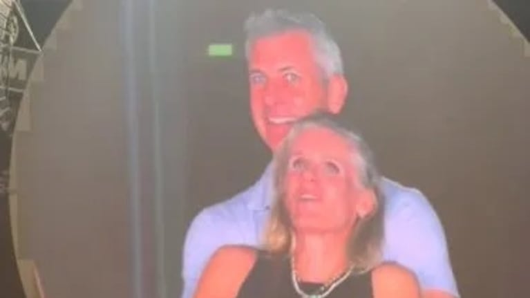 Una pareja infiel fue atrapada por la "kiss cam" en un show de Coldplay
