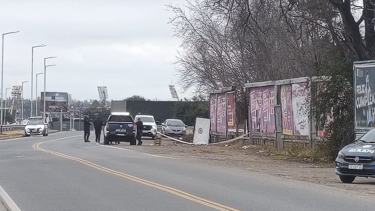El Doce donde se hallaron las partes humanas: inspeccionan otras 200 bolsas y sospechan de un crimen