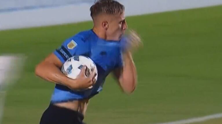 El gol de Barinaga y el 1-2 de Belgrano ante Mitre