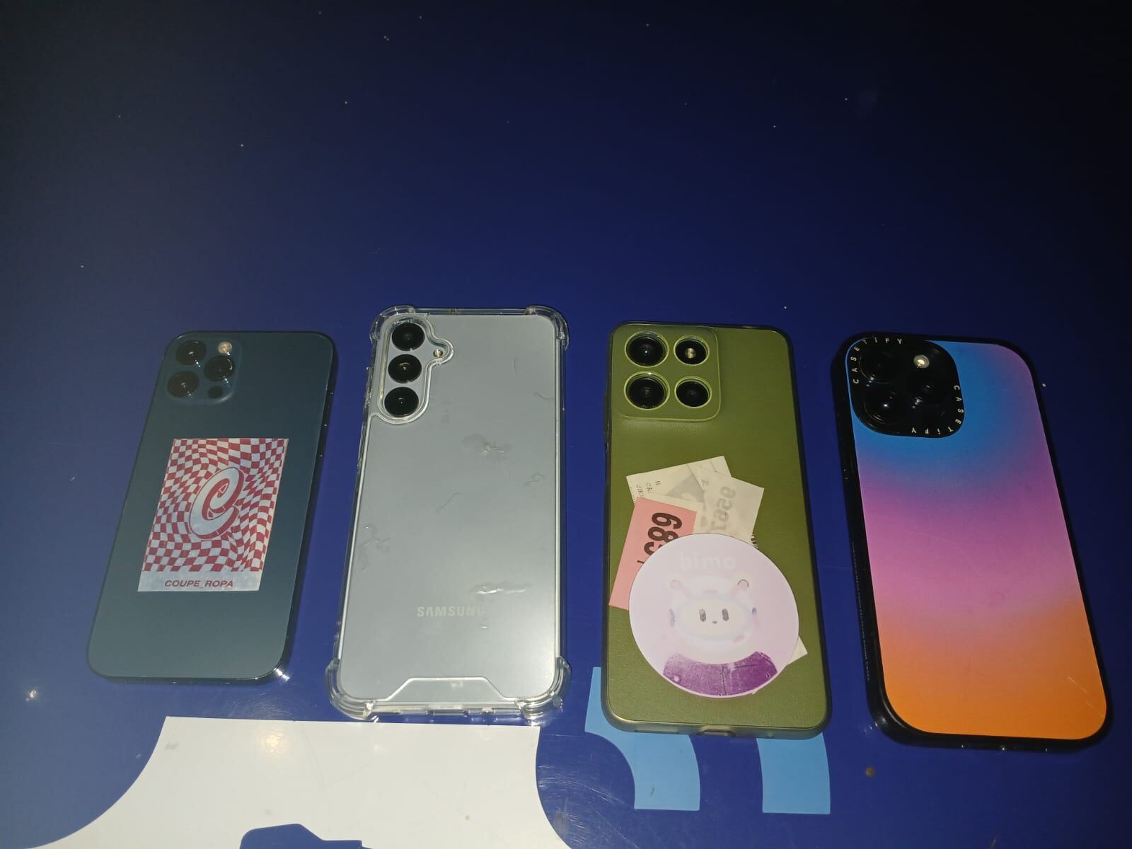 Le arrebataron el celular en Güemes y quedó grabado