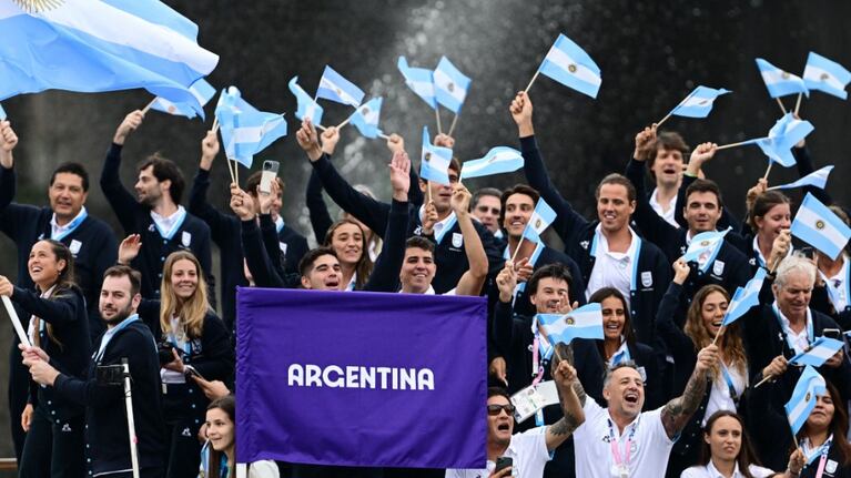 El “ingenuo” cantito de la delegación argentina en la apertura de los Juegos Olímpicos