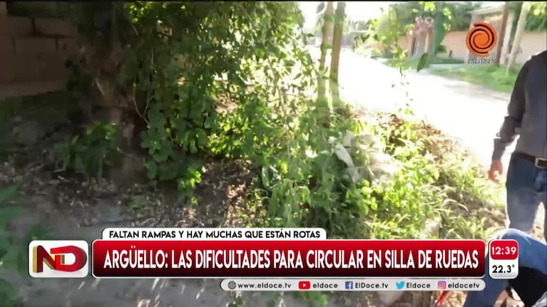 Las dificultades para circular en sillas de ruedas en barrio Argüello