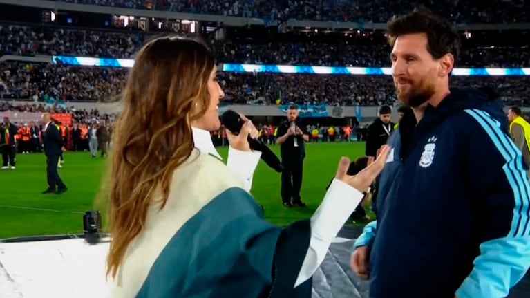 Hasta las lágrimas: La Sole le cantó a Messi en su despedida de la Selección y la emoción fue total