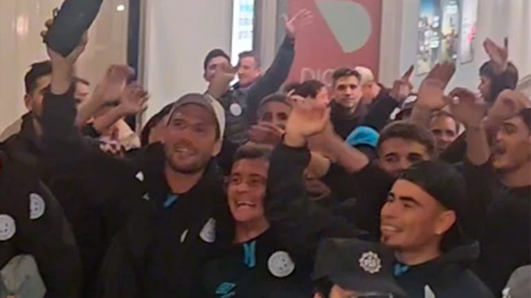 El recibimiento a los jugadores de Belgrano en Córdoba