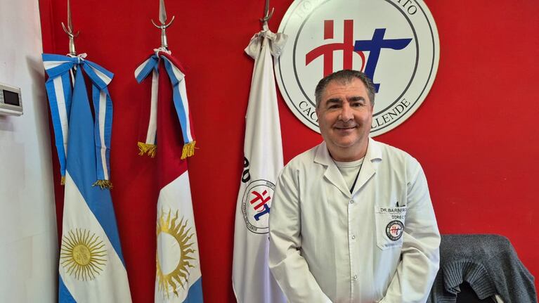 "Es un orgullo": el director del Hospital Tránsito Cáceres tras las operaciones con estimulación emocional