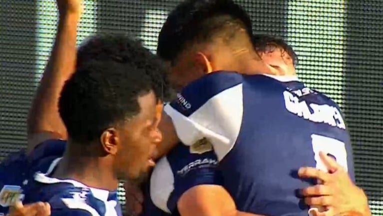 Asistencia de lujo de Portilla y golazo de Cáceres para el 1 a 0 de Talleres a Vélez