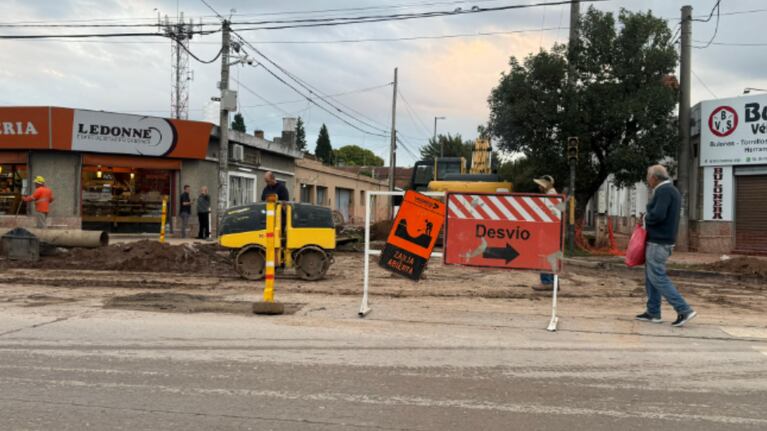 Cómo siguen las obras en el socavón de av. Vélez Sarsfield y cuándo quedará listo