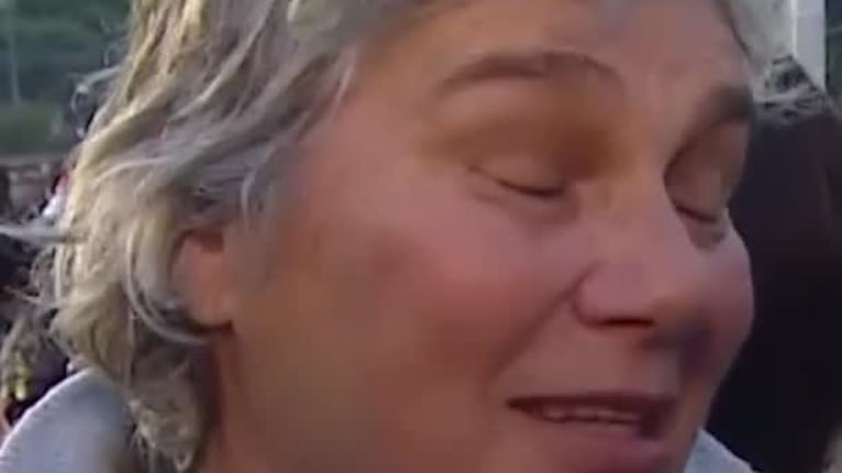 La mamá de Gaspi se emocionó durante el homenaje en el Obelisco
