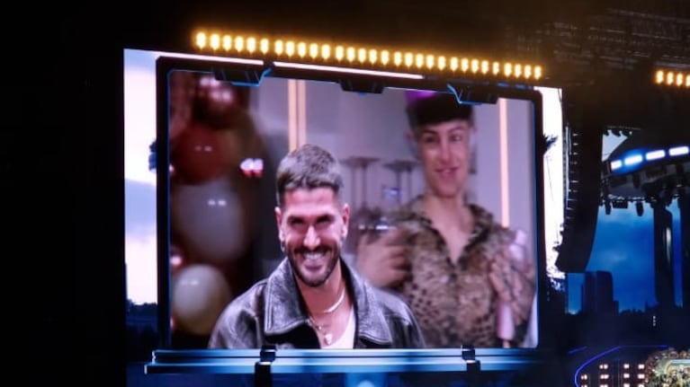 El tierno momento entre Tini y De Paul en el Kempes