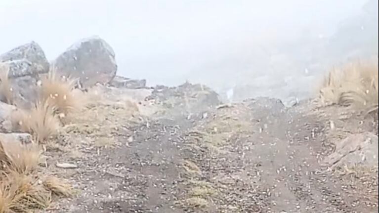 Volvió la nieve a Córdoba y anticipa días de frío