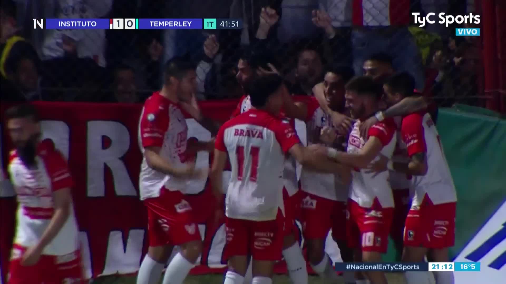 Watson marcó el 1-0 de Instituto ante Temperley