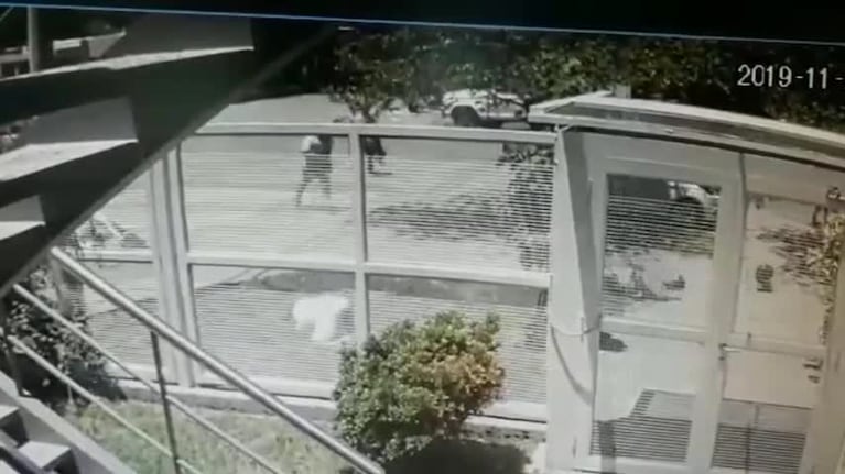 Un vecino le metió la traba a un motochoro
