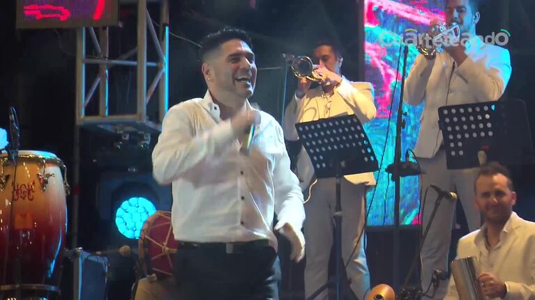 Daniel Guardia, de sorpresa en el aniversario de La Barra