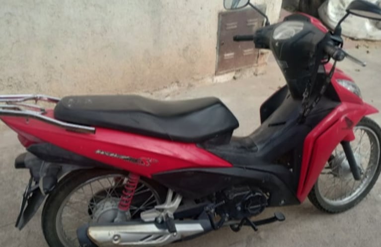 La arrastraron 30 metros para robarle la moto en Córdoba: “Es lamentable lo que está pasando”