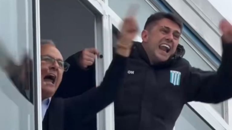 Manuel Pérez contra barras de Racing