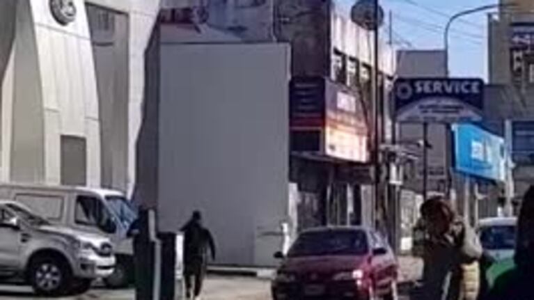 Dan de baja la campaña de insaurralde en Lomas de Zamora