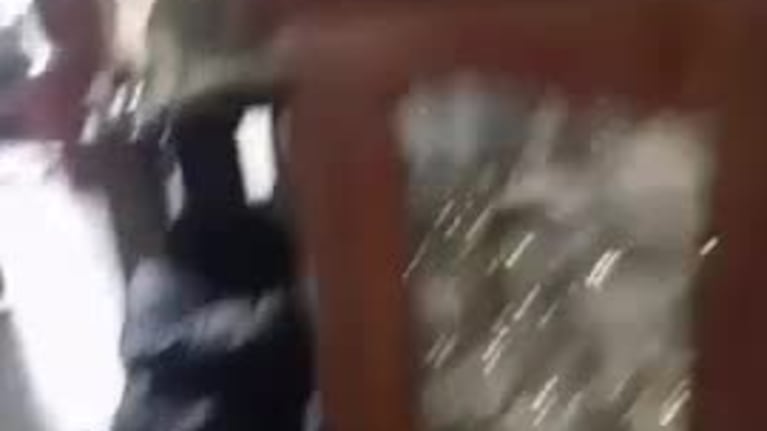 Un fuerte terremoto sacudió Venezuela: los videos