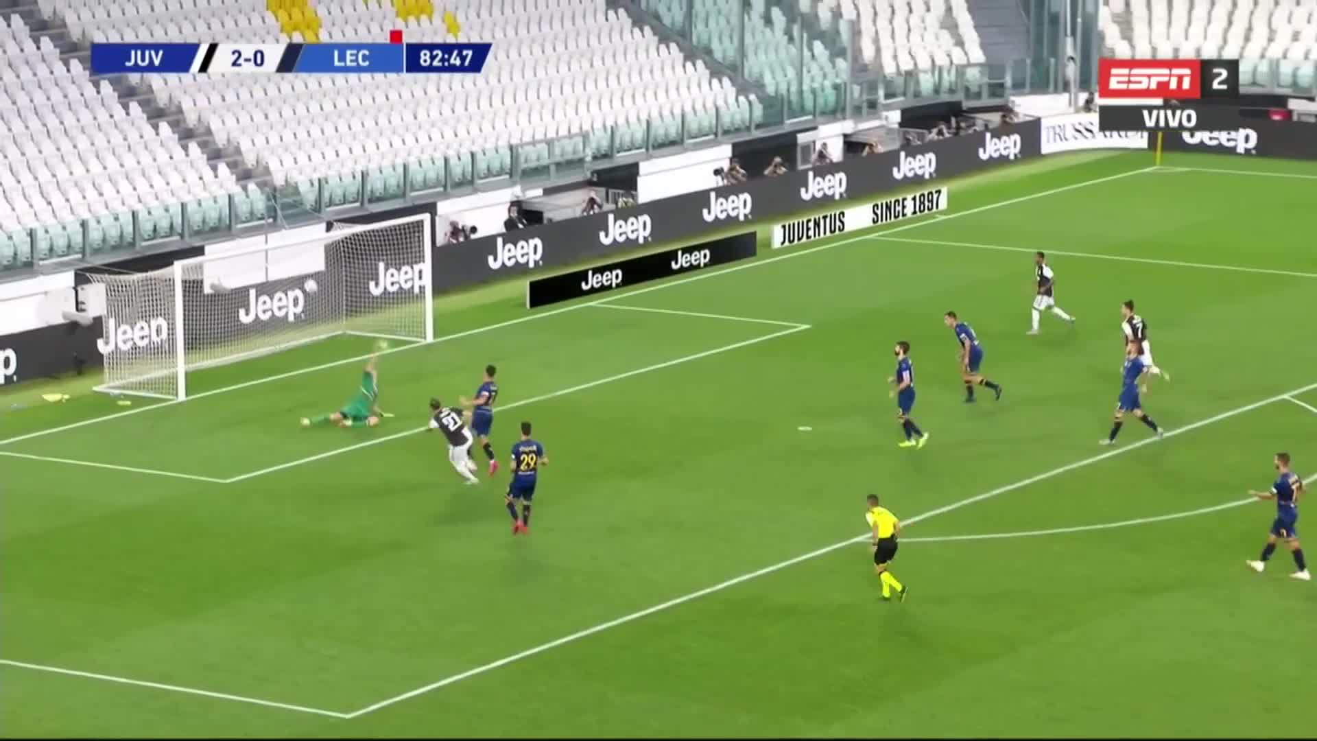 Dybala e Higuaín marcaron el primer y tercer gol de Juventus