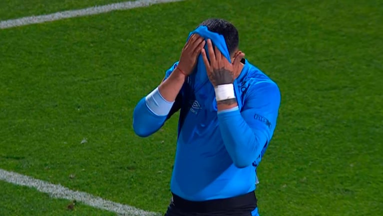 El penal que erró Passerini en el final del partido entre Belgrano y Huracán