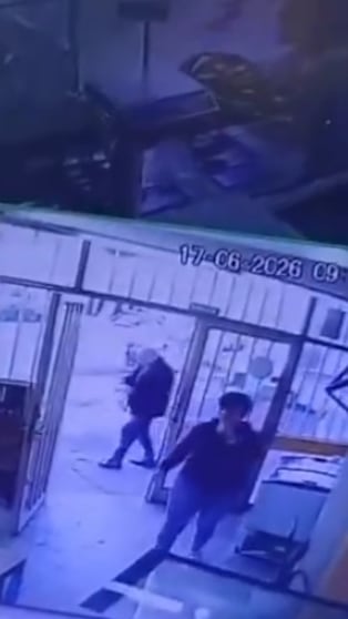 Jubilado con un hacha y a los tiros en una panadería