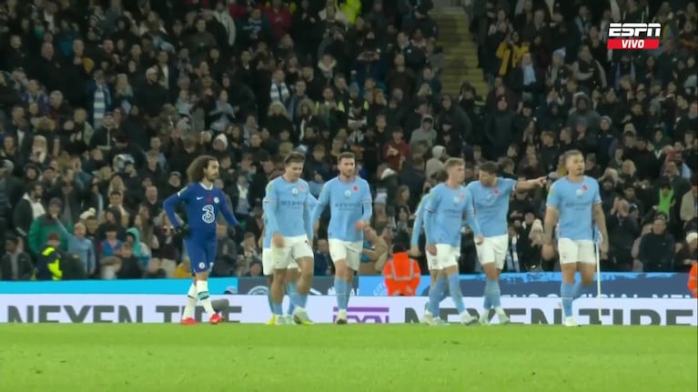 Julián Álvarez marcó otro gol para Manchester City 