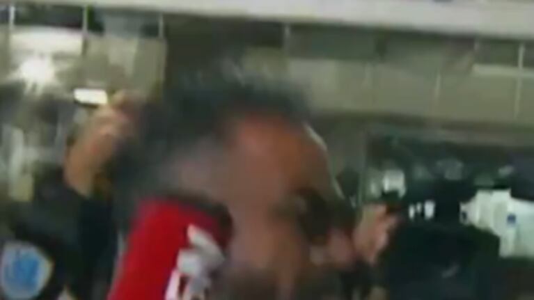 Agredieron a Leopoldo Luque en el ingreso a Tribunales