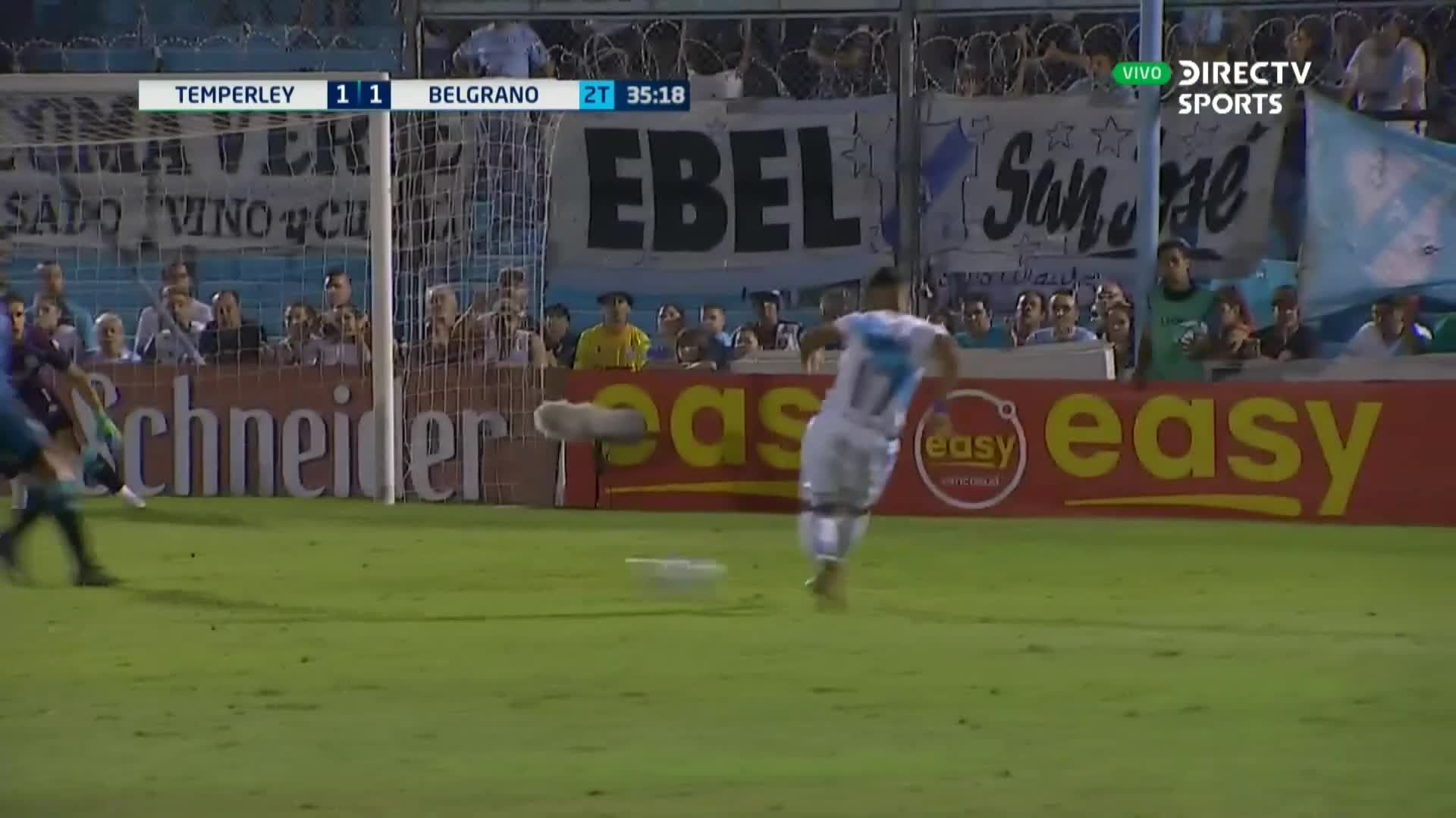 Messiniti, autor del gol del empate para Temperley 