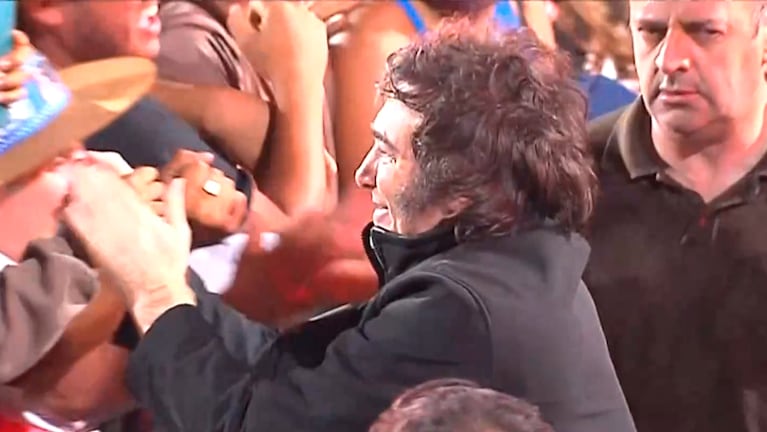 Así entró Milei al Festival de Jesús María durante el show del Chaqueño Palavecino