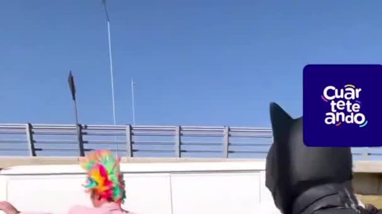 Kesito ayudó a Batman con su Batimóvil